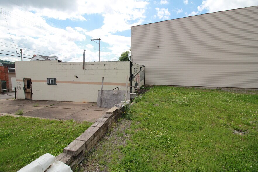 More Photos Of 4614 Penn Ave, Pittsburgh Land For Sale