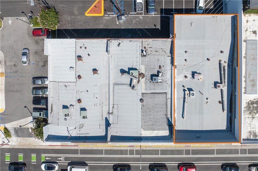 More Photos Of 17428 Bellflower Blvd, Bellflower Storefront For Lease