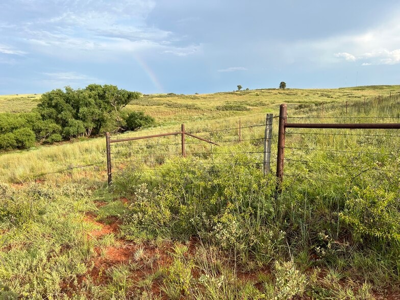 More Photos Of 10807 N 1960 Rd, Elk City Land For Sale