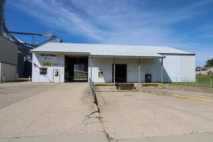 More Photos Of 107 8th Ave SW, Kasson Specialty For Sale