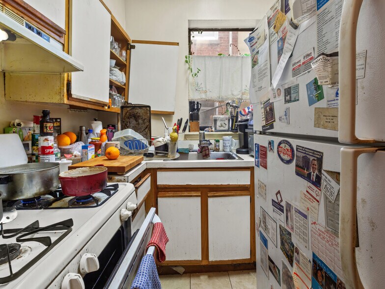 More Photos Of 1223 N St NW, Washington Apartments For Sale