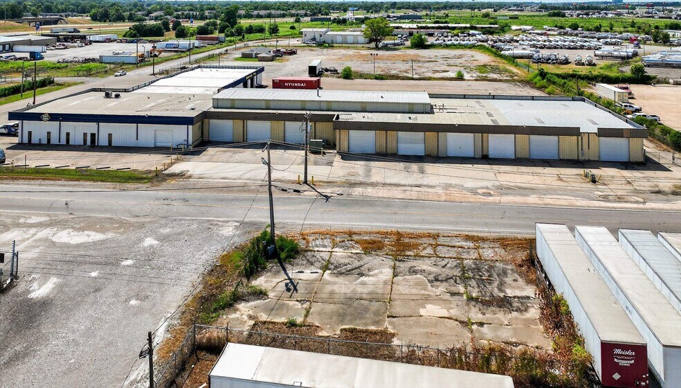 Primary Photo Of 400 Mound City Rd, West Memphis Service For Sale