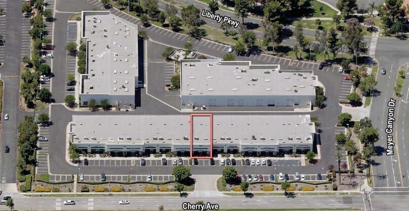 More Photos Of 7950 Cherry Ave, Fontana Light Distribution For Lease