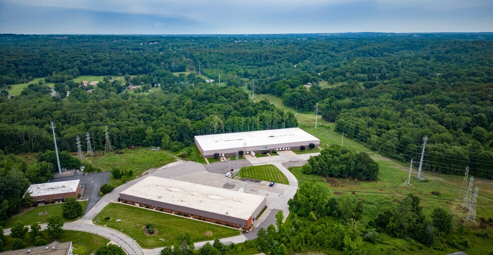 More Photos Of 7640 Hub Pky, Valley View Warehouse For Sale