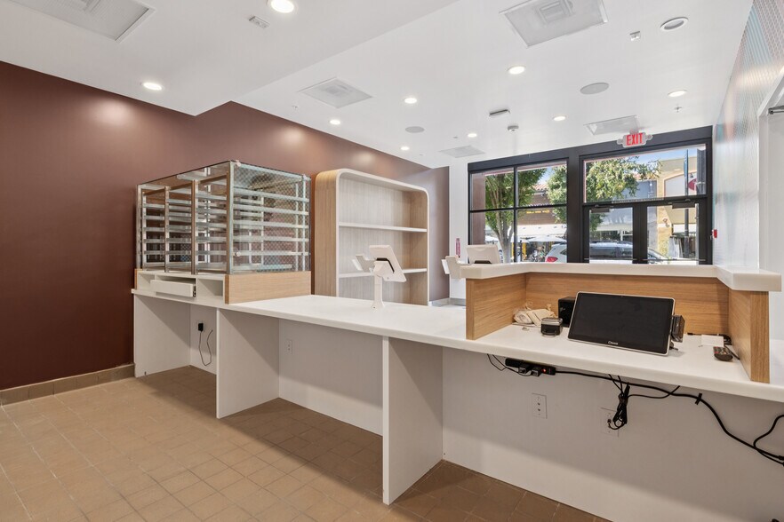 More Photos Of 1315 Burlingame Ave, Burlingame General Retail For Lease