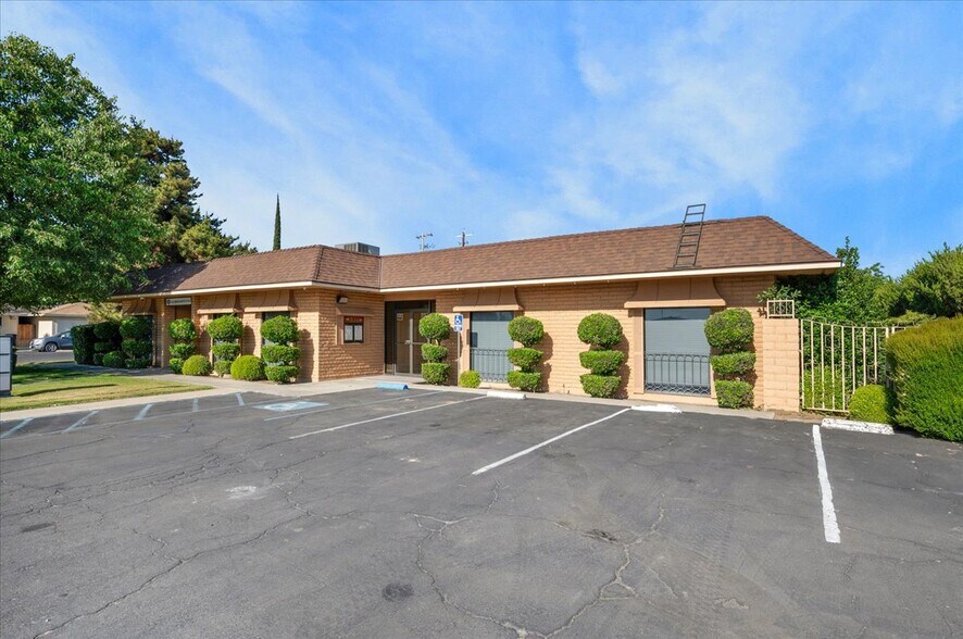 More Photos Of 531 N Alta Ave, Dinuba Office For Lease