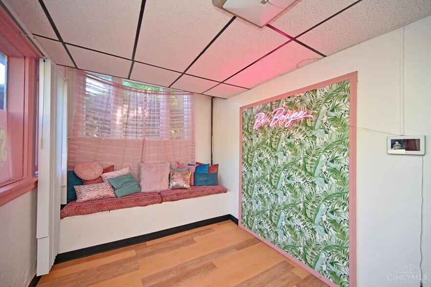 More Photos Of 3896 Reading Rd, Cincinnati Apartments For Sale