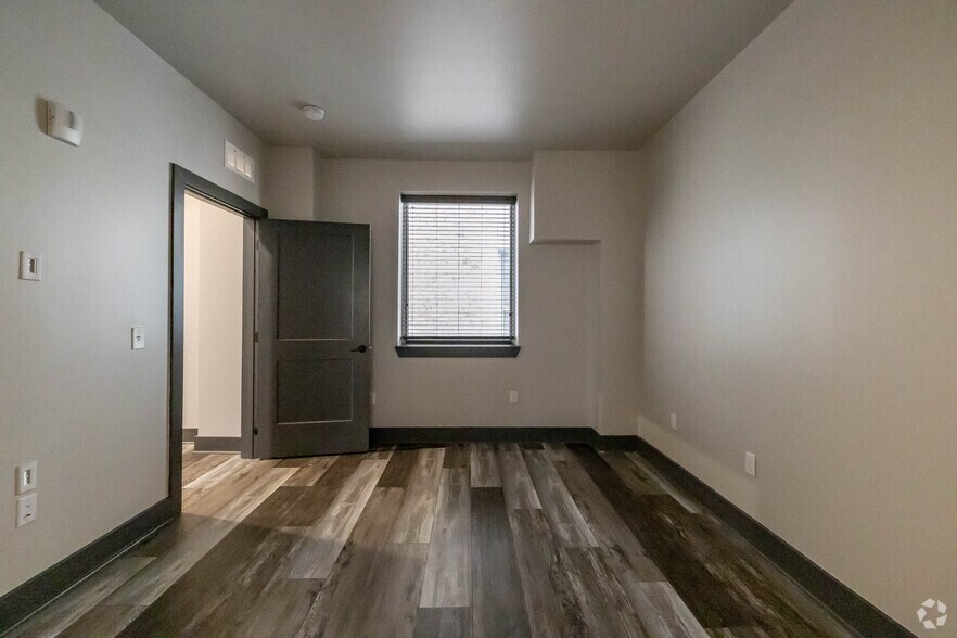 More Photos Of 830 Main St, Cincinnati Apartments For Lease