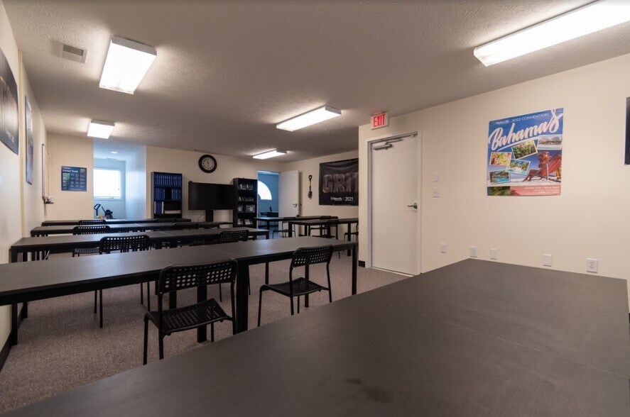 More Photos Of 6408 Brookstone Ln, Fayetteville Medical For Sale