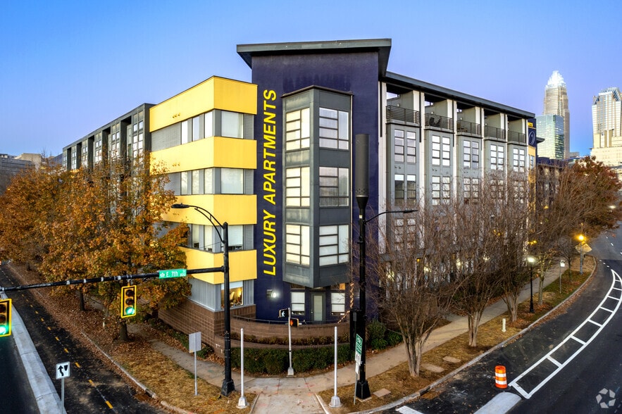More Photos Of 810 E 7th St, Charlotte Apartments For Lease