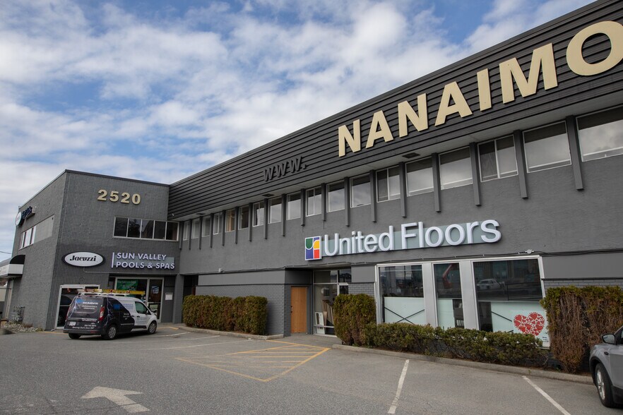 More Photos Of 2520 Bowen Rd, Nanaimo Industrial For Lease