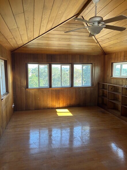 More Photos Of 702 E Vista Way, Vista Multifamily For Sale