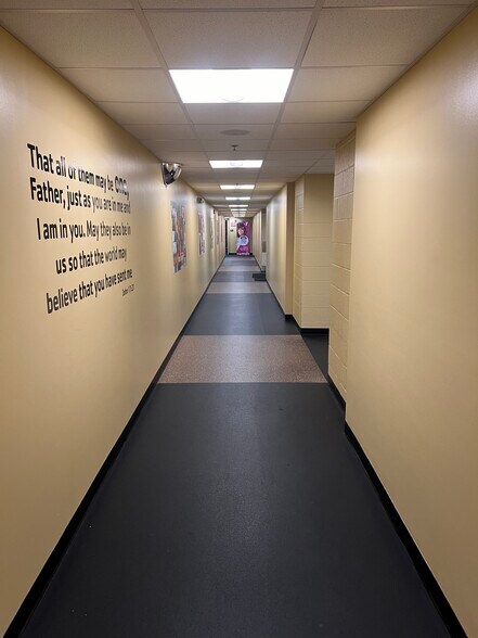More Photos Of 2135 Ayrsley Town Blvd, Charlotte Freestanding For Lease