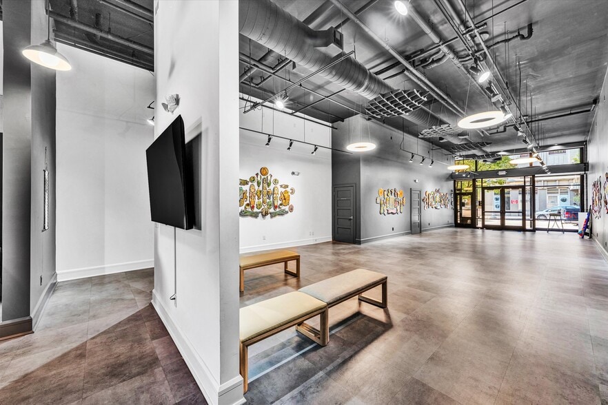 More Photos Of 109 Campbell Ave SW, Roanoke Apartments For Sale