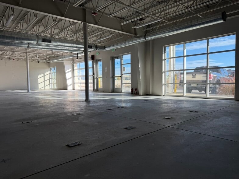 More Photos Of 6670 Holman St, Arvada Light Distribution For Sale