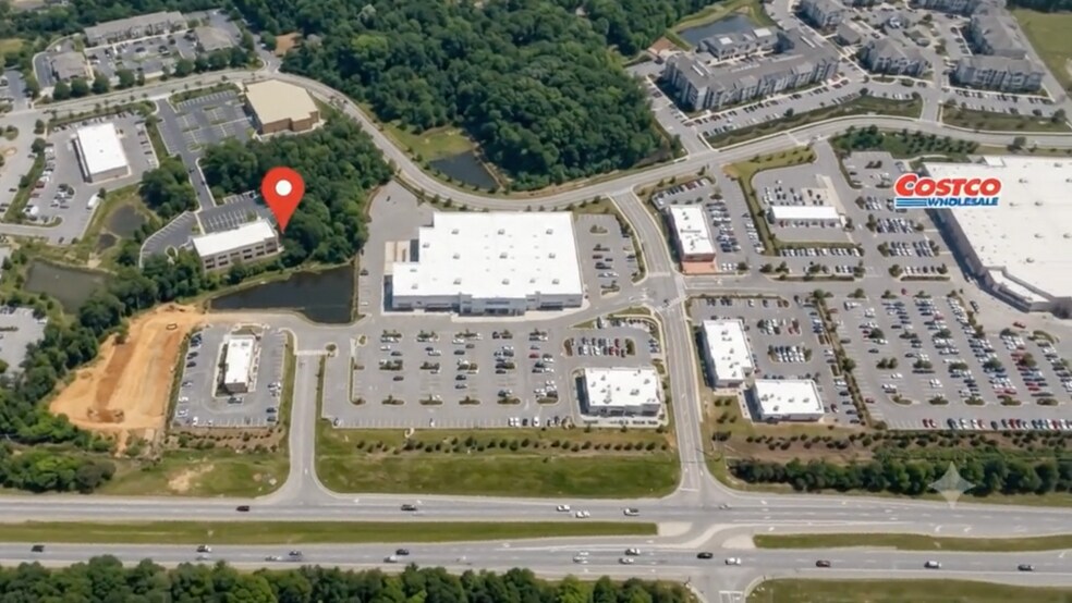 More Photos Of 1215 Pine Plaza Dr, Apex Healthcare For Lease