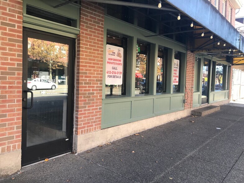 More Photos Of 2512 E Carson St, Pittsburgh Bar For Sale