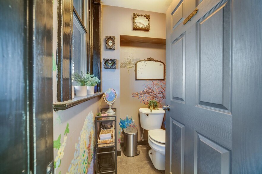 More Photos Of 1265 Bardstown Rd, Louisville General Retail For Sale