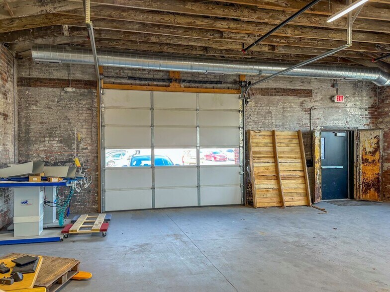 More Photos Of 1314 Holden St, Detroit Manufacturing For Sale