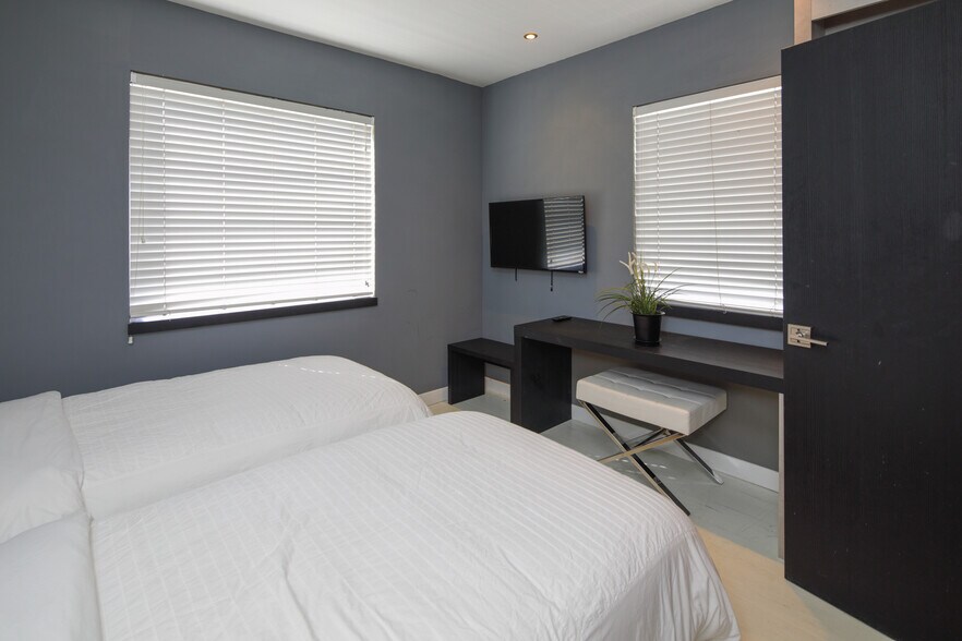 More Photos Of 560 Michigan Ave, Miami Beach Apartments For Sale