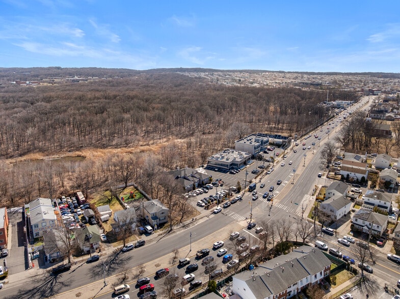 More Photos Of 0 Richmond Ave, Staten Island Land For Sale