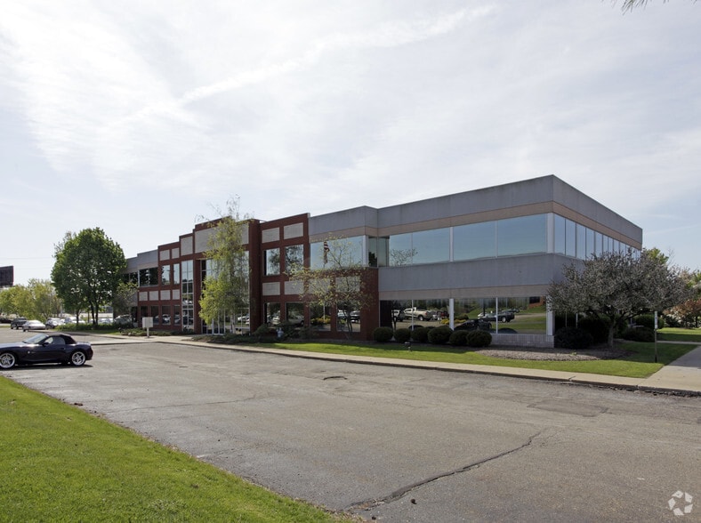 More Photos Of 4100 Holiday Ave NW, Canton Office For Lease