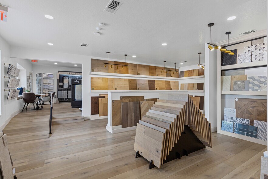 More Photos Of 621 N FM 1187, Aledo Office For Lease