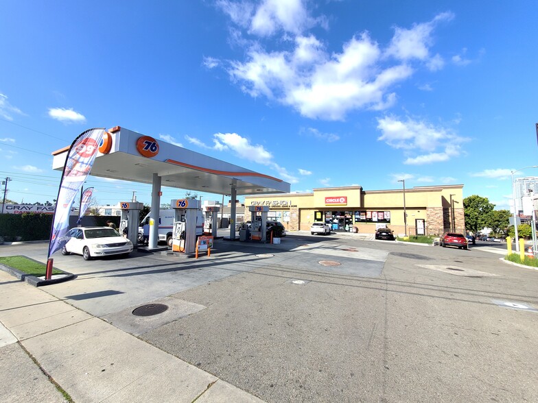 Primary Photo Of 801 S Hoover St, Los Angeles Service Station For Sale