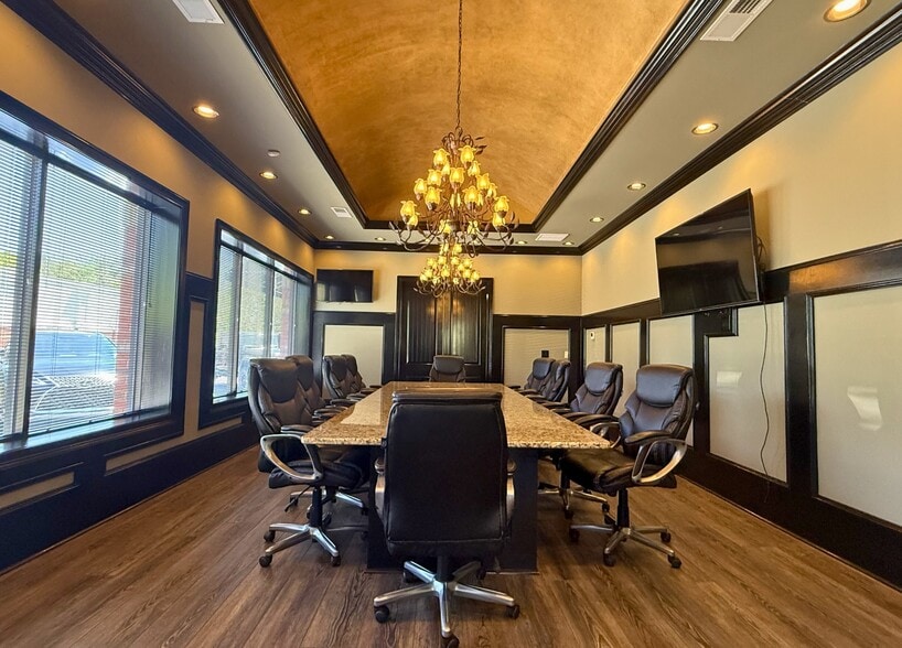 More Photos Of 3149 Atlanta Hwy, Athens Office For Sale