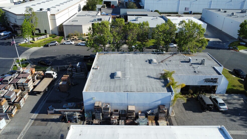 More Photos Of 10602 Humbolt St, Los Alamitos Manufacturing For Sale