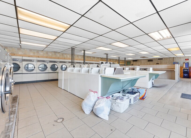 More Photos Of 365-371 S Mount Vernon Ave, Uniontown Freestanding For Sale