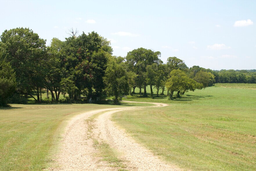 More Photos Of 2300 W Main St, Lancaster Land For Sale
