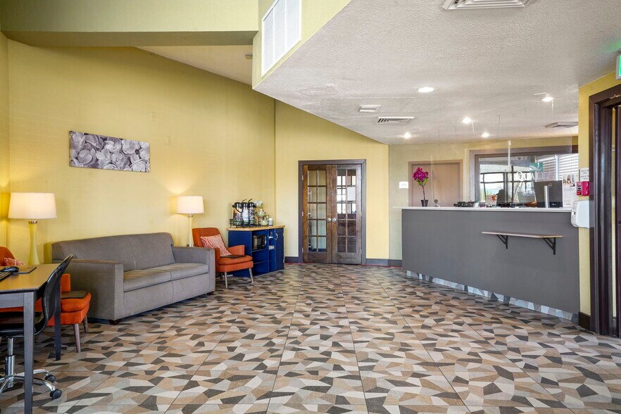 More Photos Of 3815 State Highway 119, Longmont Hotel For Sale