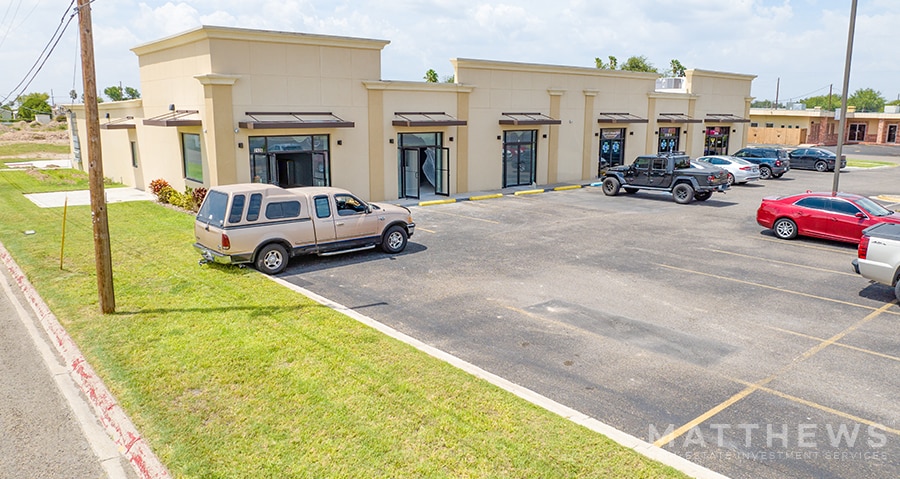 Primary Photo Of 2120 US-83 BUS, Mission Medical For Sale