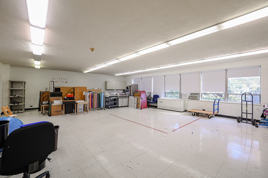 More Photos Of 331 George St, West Chicago Schools For Sale