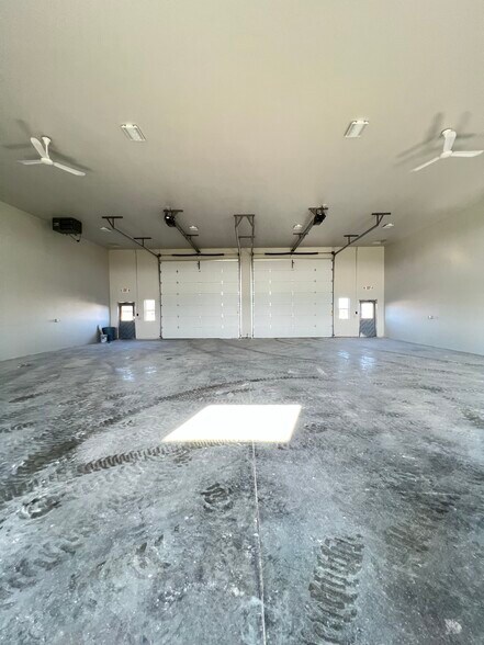 More Photos Of W4936 Highline Rd, Kaukauna Unknown For Lease