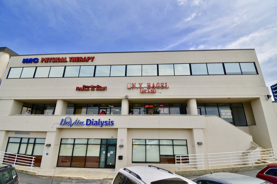 45004520 City Line Ave, Philadelphia, PA 19131 For Lease