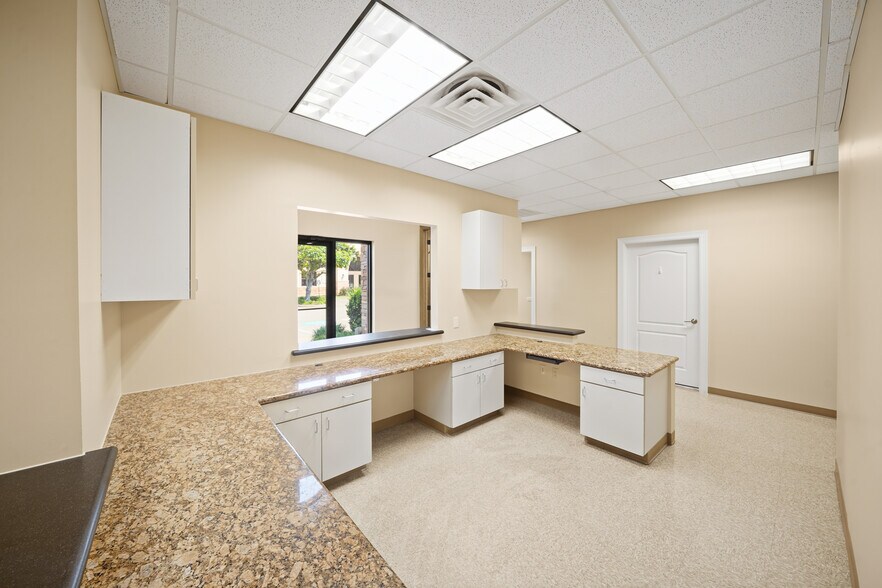 More Photos Of 4626 Riverstone Blvd, Missouri City Medical For Sale