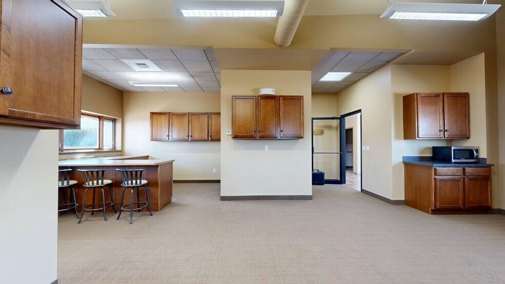 More Photos Of 1668 Gleneagles Blvd, Billings Office For Sale