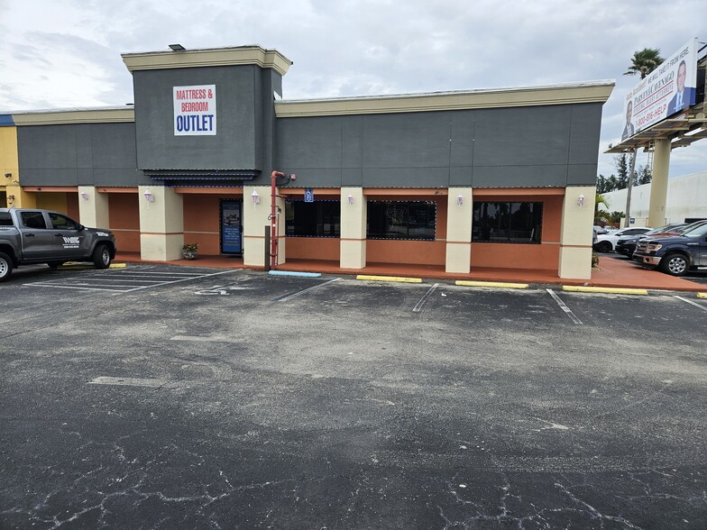 Primary Photo Of 4805 S Cleveland Ave, Fort Myers Freestanding For Lease