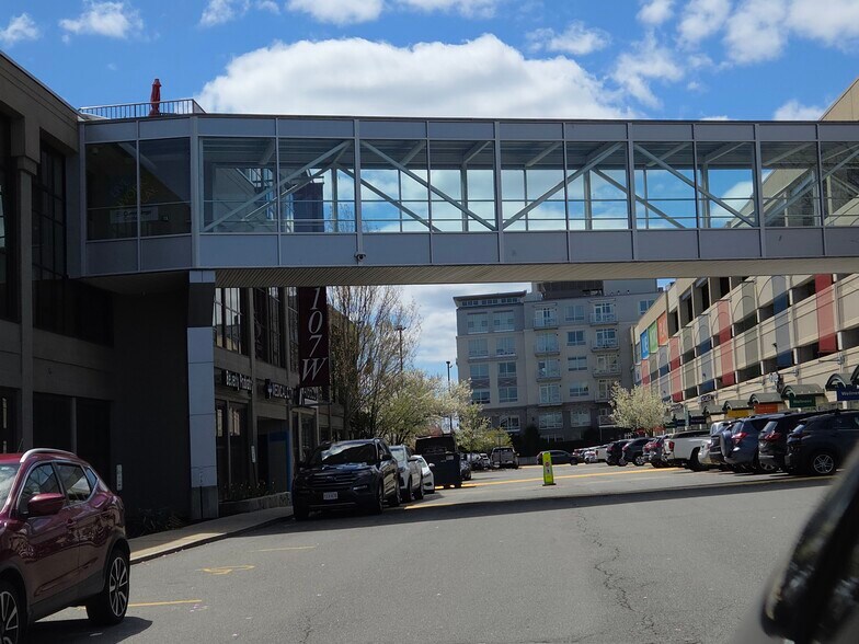 More Photos Of 900 Cummings Ctr, Beverly Medical For Lease