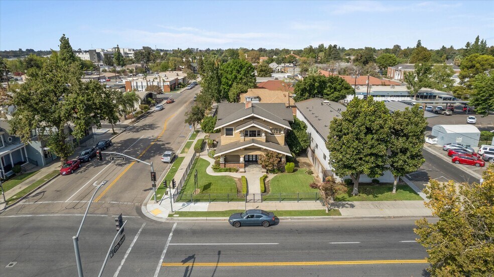 More Photos Of 1701 F St, Bakersfield Loft Creative Space For Lease