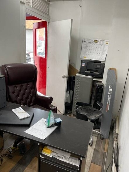 More Photos Of 264 41st St, Brooklyn Warehouse For Lease