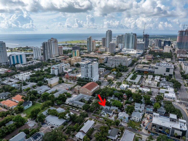 Primary Photo Of 548 3rd St N, Saint Petersburg Apartments For Sale