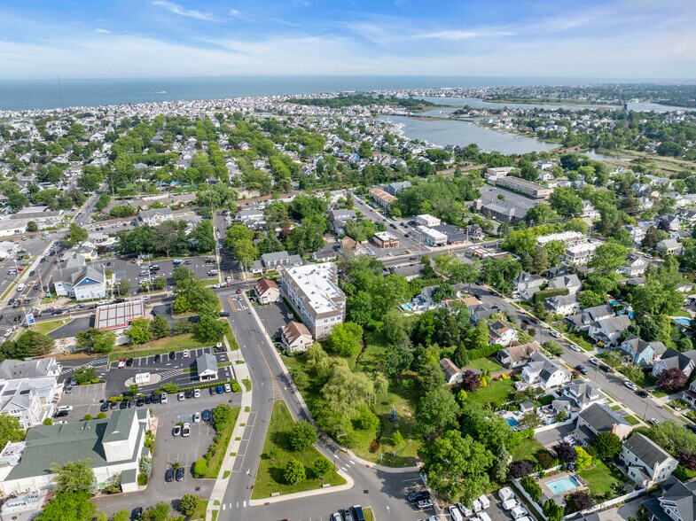 More Photos Of 33 Union Ave, Manasquan Apartments For Sale