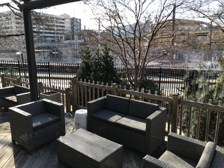 More Photos Of 1734 Maryland Ave, Baltimore Office For Lease