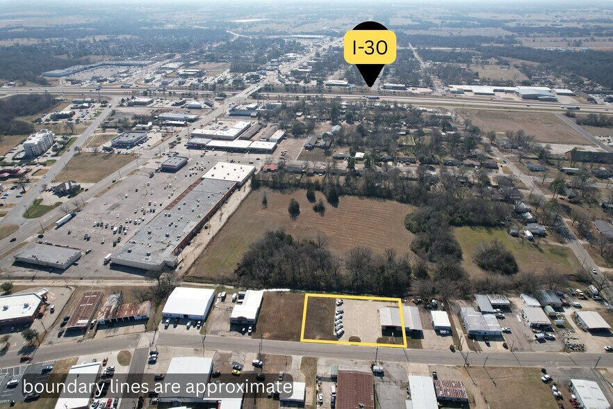 More Photos Of 216 Linda Dr, Sulphur Springs Loft Creative Space For Lease