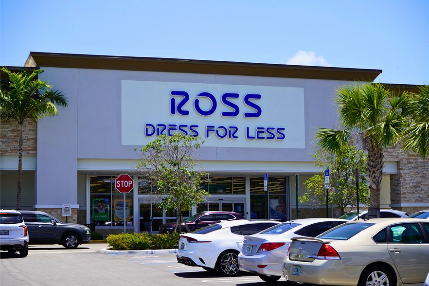 More Photos Of 1201-1327 N University Dr, Coral Springs Unknown For Lease