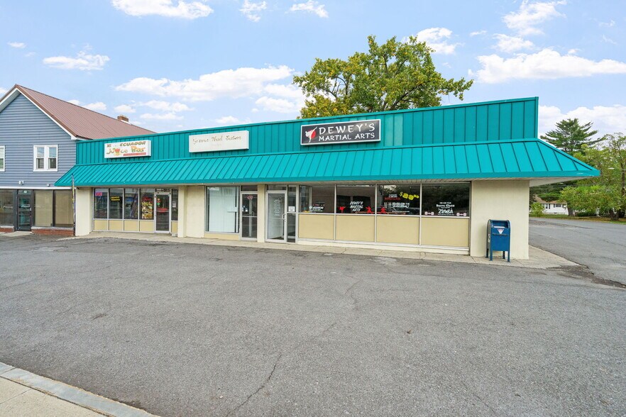 More Photos Of 175-179 Columbia Tpke, Rensselaer Storefront For Sale