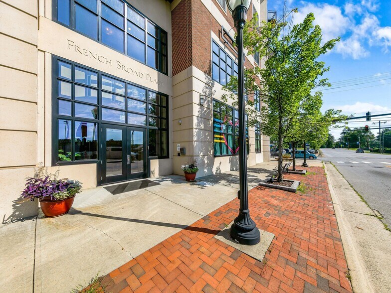 More Photos Of 29 W French Broad St, Brevard Apartments For Sale